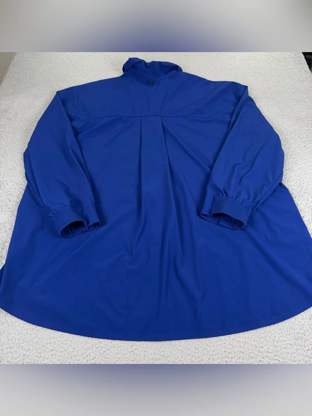 Nike Dri FIT 24.7 Perfect Stretch Oversized Shirt Womens Large Blue Snap Button